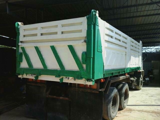 รถอีซุซุ 10 ล้อดั้ม 270 แรงม้า ปี 47.   สนใจติดต่อ 081 - 6079515