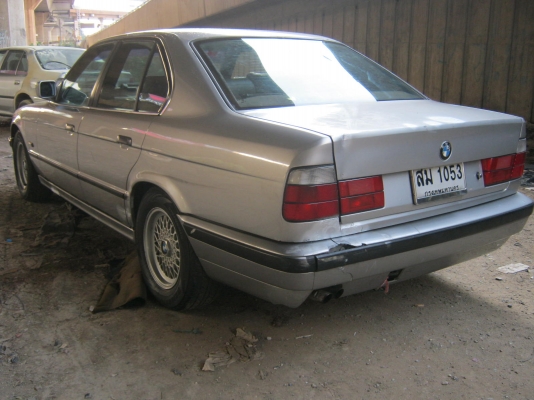 Bmw525ปี94เกียร์ออโต แก๊ส ขับดีเครื่องนิ่ง 48000