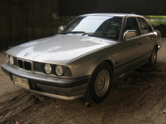 Bmw525ปี94เกียร์ออโต แก๊ส ขับดีเครื่องนิ่ง 48000