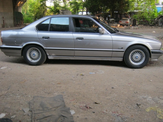 Bmw525ปี94เกียร์ออโต แก๊ส ขับดีเครื่องนิ่ง 48000