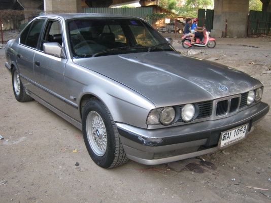 Bmw525ปี94เกียร์ออโต แก๊ส ขับดีเครื่องนิ่ง 48000
