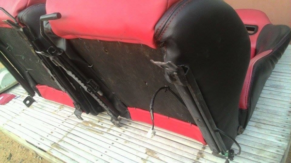 เบาะซิ่งพร้อมราง