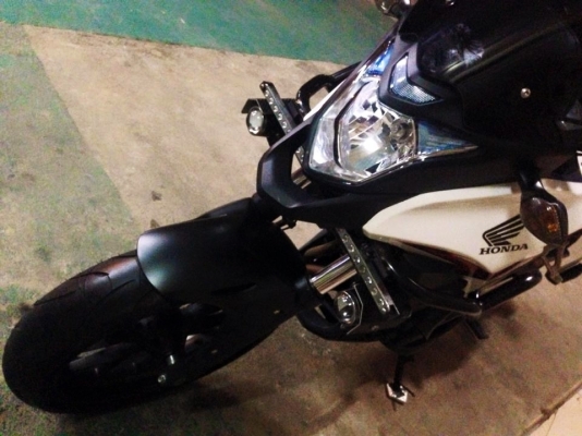 __CB500X ปี 2013 สีขาว แต่งๆ ฿169,000__