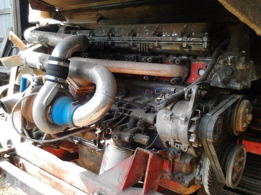 ขายเหมา 3 คัน รถเกี่ยวพร้อมเทรลเลอร์  3 รายการ ถูกๆสภาพดี 1,600,000 ต่อรองได้