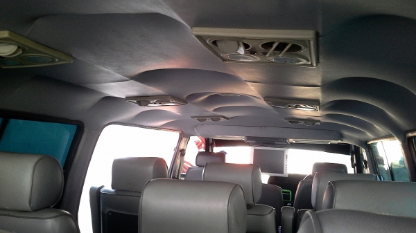 TOYOTA HIACE 3.0 ปี2003 งามๆ พ.พาวเวอร์ TOYOTA HIACE 3.0 ปี2003 งามๆ พ.พาวเวอร์