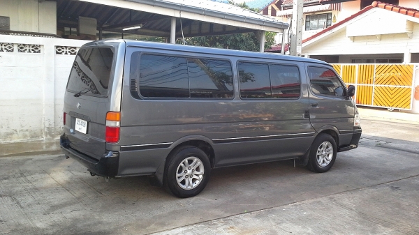TOYOTA HIACE 3.0 ปี2003 งามๆ พ.พาวเวอร์ TOYOTA HIACE 3.0 ปี2003 งามๆ พ.พาวเวอร์