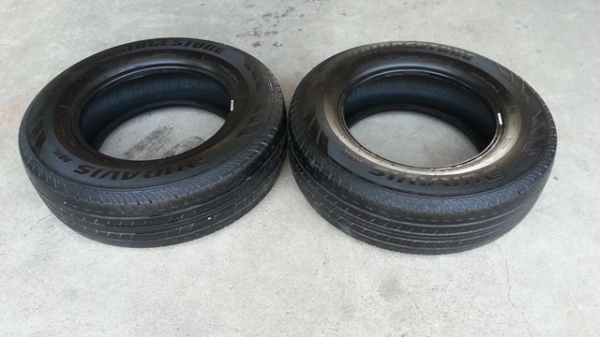 ยาง 215-70R15 BRIDGESTONE DURAVIS R611 ปี4111 (1คู่) ยาง 215-70R15 BRIDGESTONE DURAVIS R611 ปี4111 (1คู่)