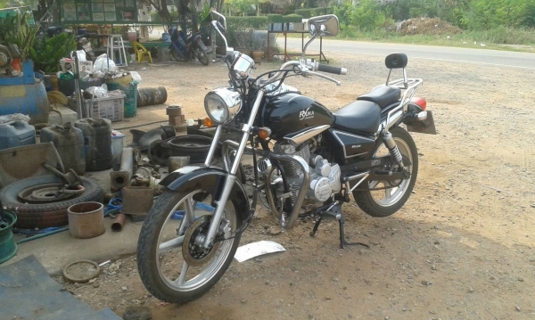 **ขาย 25000 (บาทไทย)** ช็อปเปอร์สวยๆ ซื้อขับขำๆ ราคาไม่แรง โทรหาลุงโหนกจ้า 081 074 5778 รถอยู่โคราช