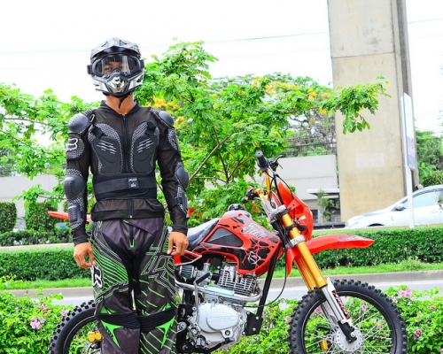 หมวกกันน็อค เข้าแล้ว ชุดเกราะ   มีกระดองเต่า M L XL XXL ราคา เพียง 800 เสื้อวิบาก อีกมากมาย 600 รับ เสื้อวิบาก อีกมากมาย 600 รับ บัตร เครดิต บัตร เครดิตเสื้อวิบาก ชุดเกราะ มีกระดองเต่า ราคา เพียง 800 เชุดเกราะ มีกระดองเต่า รา&hellip;