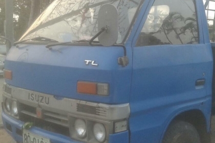 หกล้อ อีชูซุ TL85 ช่วงสั้น สภาพพใช้งานได้ปกติ (รถเครืองดีมาก) ทะเบียนพร้อมโอน