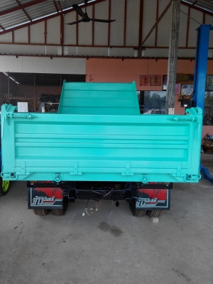 มิตซูแคนเตอร์ปี 40 ต่อดั้มใหม่ กระบะ 3.20 ม.เครื่องเดิม 110 แรง  เอกสารพร้อมโอน ม.79  ลดอีกครับ 355,000 บาท ด่วนครับ