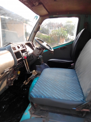 มิตซูแคนเตอร์ปี 40 ต่อดั้มใหม่ กระบะ 3.20 ม.เครื่องเดิม 110 แรง  เอกสารพร้อมโอน ม.79  ลดอีกครับ 355,000 บาท ด่วนครับ