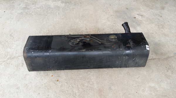 ถังบรรจุน้ำมัน เก่าญี่ปุ่น มีหลายขนาด สภาพใช้งานได้จริง ถังบรรจุน้ำมัน เก่าญี่ปุ่น มีหลายขนาด สภาพใช้งานได้จริง