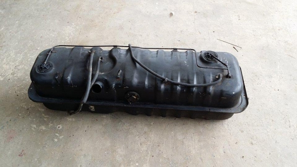 ถังบรรจุน้ำมัน เก่าญี่ปุ่น มีหลายขนาด สภาพใช้งานได้จริง ถังบรรจุน้ำมัน เก่าญี่ปุ่น มีหลายขนาด สภาพใช้งานได้จริง