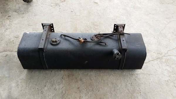 ถังบรรจุน้ำมัน เก่าญี่ปุ่น มีหลายขนาด สภาพใช้งานได้จริง ถังบรรจุน้ำมัน เก่าญี่ปุ่น มีหลายขนาด สภาพใช้งานได้จริง