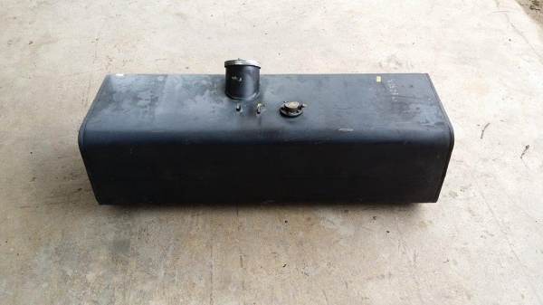 ถังบรรจุน้ำมัน เก่าญี่ปุ่น มีหลายขนาด สภาพใช้งานได้จริง ถังบรรจุน้ำมัน เก่าญี่ปุ่น มีหลายขนาด สภาพใช้งานได้จริง