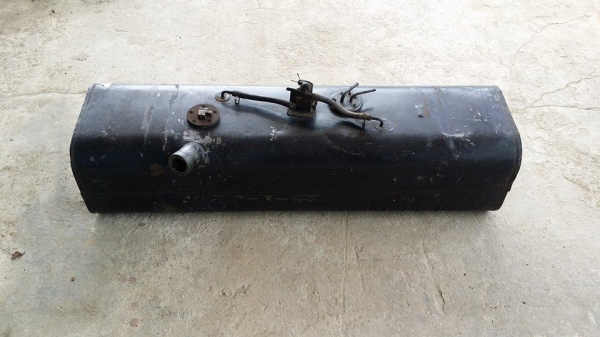 ถังบรรจุน้ำมัน เก่าญี่ปุ่น มีหลายขนาด สภาพใช้งานได้จริง ถังบรรจุน้ำมัน เก่าญี่ปุ่น มีหลายขนาด สภาพใช้งานได้จริง