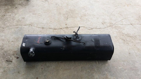 ถังบรรจุน้ำมัน เก่าญี่ปุ่น มีหลายขนาด สภาพใช้งานได้จริง ถังบรรจุน้ำมัน เก่าญี่ปุ่น มีหลายขนาด สภาพใช้งานได้จริง