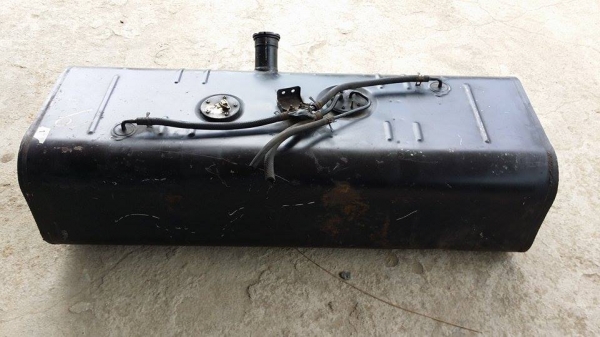 ถังบรรจุน้ำมัน เก่าญี่ปุ่น มีหลายขนาด สภาพใช้งานได้จริง ถังบรรจุน้ำมัน เก่าญี่ปุ่น มีหลายขนาด สภาพใช้งานได้จริง