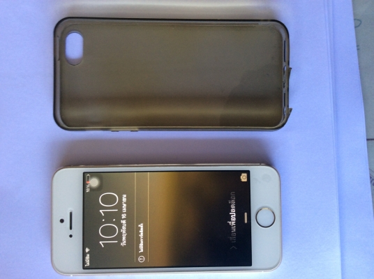 ขอขาย ไอโฟน 5s 16 g สีทอง