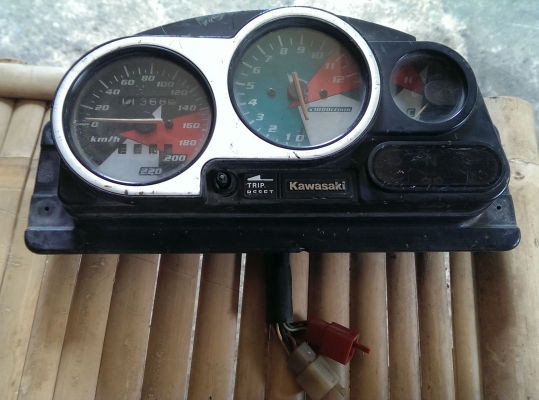 ขายเรื่อนไมล์ KAWASAKI SERPICO