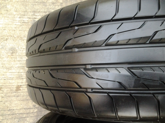 ยาง TOYO 225/50/17 ปี13 ยาง TOYO 225/50/17 ปี13