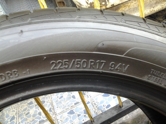 ยาง TOYO 225/50/17 ปี13 ยาง TOYO 225/50/17 ปี13