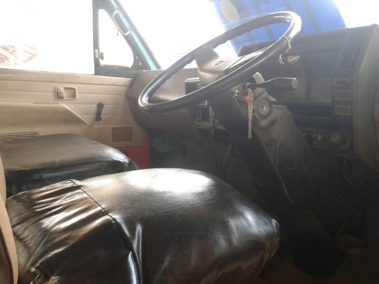 ISUZU NPR 115 ห้างแท้ตัวแรก เครื่อง 4BD1 ยกหัวได้ พร้อมหลังคาโดยสาร กะบะยาว 4.3 ม.