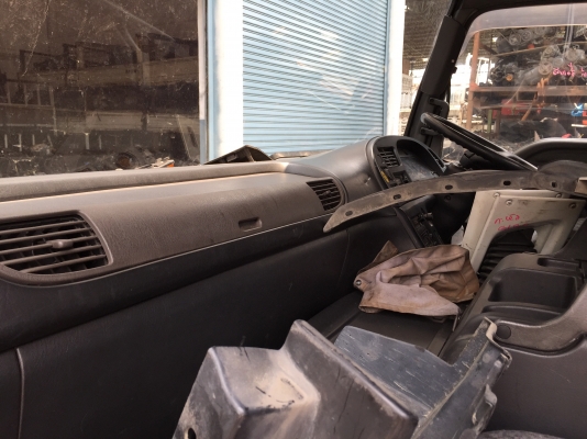 ขายหัวรถบรรทุก isuzu giga สภาพสวย นำเข้าจากญี่ปุ่น