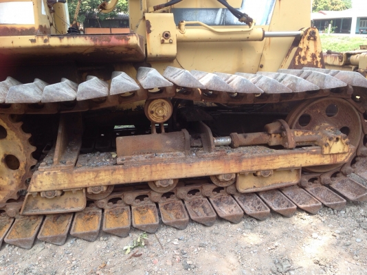 ขายด่วน รถแทรคเตอร์ ตีนตะขาบ BD2G เก่าญี่ปุ่นยังไม่เคยใช้งานในไทย