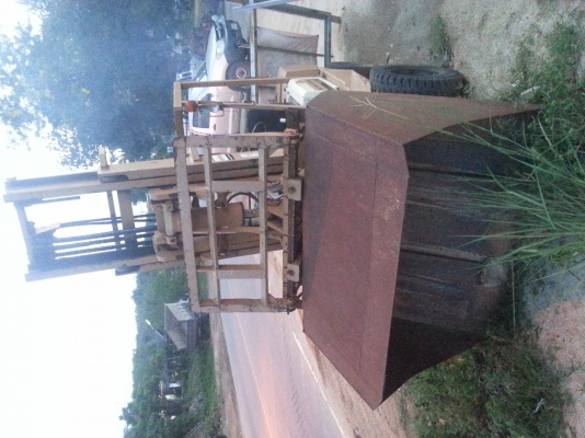 ขายรถฟรอคลิฟ komutsu ขายรถฟรอคลิฟ komutsu