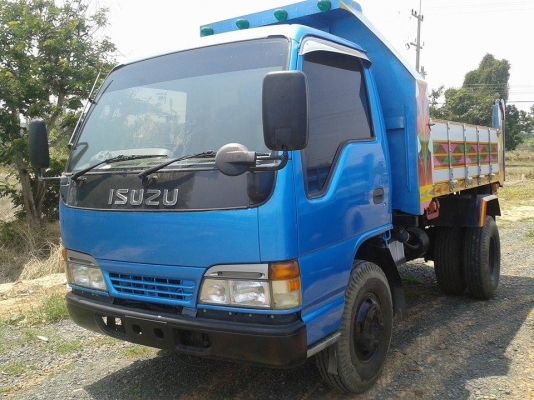 ขาย6ล้อดั้ม3คิว สภาพสวยพร้อมใช้งาน เครื่องดี แคชซีสวย กระบะดั้มมิเนียม ภายในสวย แอร์เย็น เฟืองท้ายใหญ่6น็อต เอกสารพร้อมโอน สนใจโทร 090-8588220คุณนะ 093-3258446คุณบิวตี้ ID:narong498 หรือ www.truck.in.th/498 หรือfb:ณรงค์ ซื้อขายรถมือสอง(เว็บไซต์ส่วนตัว)