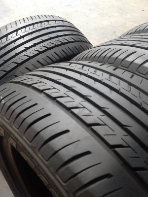 195/55R15 THUNDER  MACH II ปี 2013  ชุด 4 เส้น tel.081-427-3941