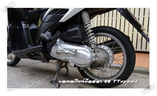 ขายรถบ้าน Click 110i ไมล์หมื่นกว่าโลจดปลายปี 54 ขายรถบ้าน Click 110i ไมล์หมื่นกว่าโลจดปลายปี 54