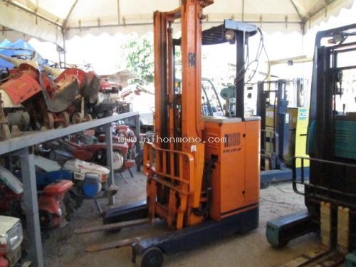 รถยกไฟฟ้ายืนขับ   TOYOTA   5FBR12 รหัสสินค้า : 80802534  หรือเพิ่มเติมไดที่ www.nihonmono.com