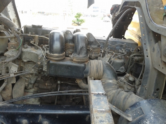 ขายรถสิบล้อเครื่อง 195 เพลาเดียว ปี 2547 ขายรถสิบล้อเครื่อง 195 เพลาเดียว ปี 2547