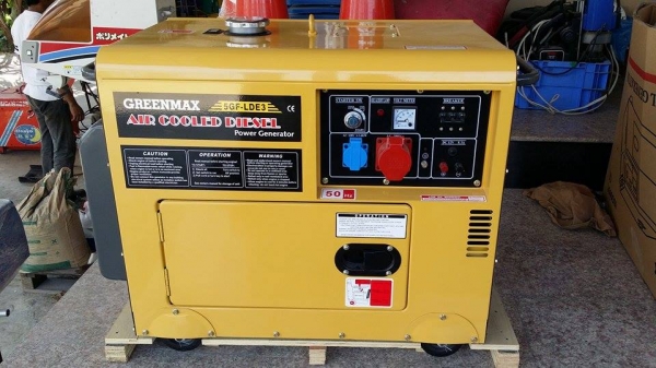 เครื่องปั่นไฟ GREENMAX5GF-LDE-3 สินค้ามือ 1 ปั่นไฟออก 380V, 220V., 12V. มีล้อในการเคลื่อนที่ ทำให้สะดวกในการเคลื่อนย้าย สินค้าพร้อมส่ง