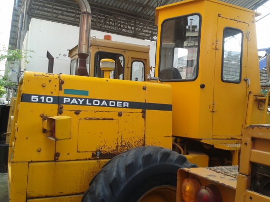 ต้องการขายรถตักยี่ห้อ komatsu-510 รถนอกนำเข้าจากญี่ปุ่น