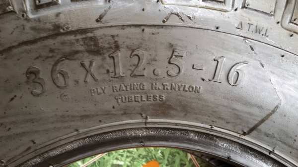 ขายยาง 36 crocodile xtreme ปี 11 ขายยาง 36 crocodile xtreme ปี 11