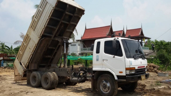 ขายด่วนสิบล้อดั้ม Mitsubishi