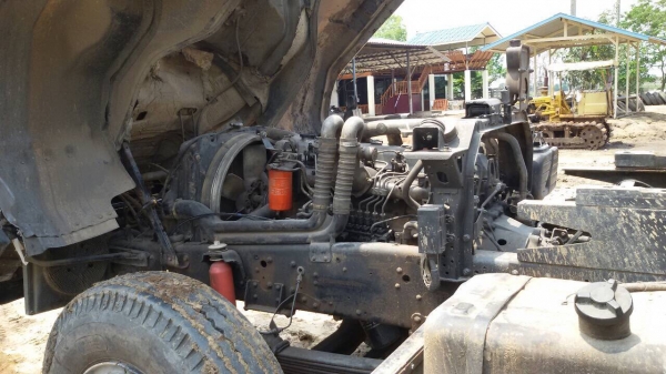 ขายด่วนสิบล้อดั้ม Mitsubishi