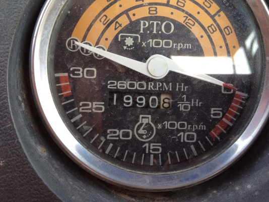 แทรคเตอร์ ฮิโนโมโต้ E324 พร้อมใบดันดิน