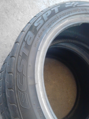 195/50R15 KUMHO ECSTA มี 2 เส้น tel.081-427-3941