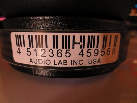2. ขายลำโพงเบสติดรถยนต์ 10 นิ้ว 400 วัตต์ (มี 2 ตัว) 2. ขายลำโพงเบสติดรถยนต์ 10 นิ้ว 400 วัตต์ (มี 2 ตัว)
