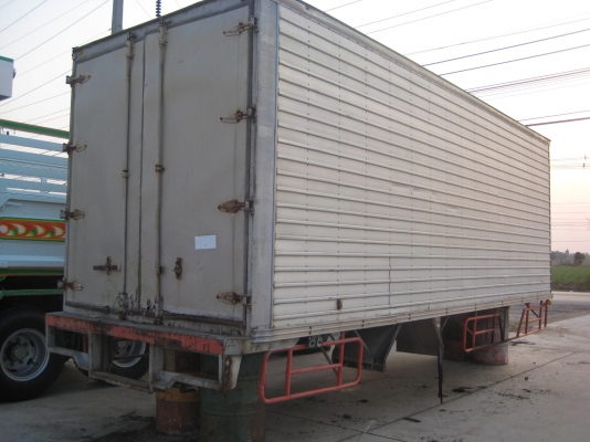 ขายตู้แห้ง  ขนาด  7.20 สูง 2.40*2.50 เมตรคัชชี 84  ราคา24000 บาทใช้ได้เลยครับติดต่อ อู่เอสเซอร์วิส