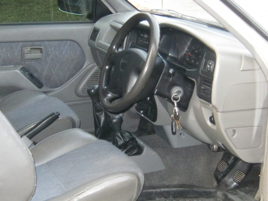 ขายกระบะ ISUZU ดาร์ก้อน RODIO ขับ 4 WD สภาพเดิมๆ ปี 2000 ขายกระบะ ISUZU ดาร์ก้อน RODIO ขับ 4 WD สภาพเดิมๆ ปี 2000