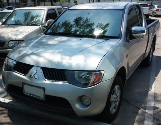 Mitsubishi Trion MegaCab