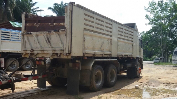 รถฮีโน่ 10 ล้อดั้ม  380  แรงม้า ปี 53  ( ขายแม่ , ลูก. )   สนใจติดต่อ 081 - 6079515