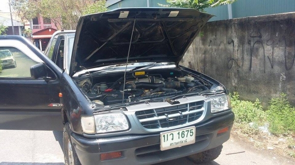 ขายดาก้อนปี99โฟรวิล4*4เครื่อง2800รถไม่มีชนหนักเดิมๆทุกชิ้นเครื่องดีมากขี่ดีราคาต่อรองได้ ขายดาก้อนปี99โฟรวิล4*4เครื่อง2800รถไม่มีชนหนักเดิมๆทุกชิ้นเครื่องดีมากขี่ดีราคาต่อรองได้