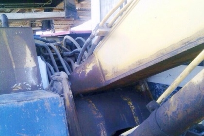 ขายด่วน รถแบ็คโฮร KOMATSU PC 120-5 ขายแพ็คคู่กับ รถเทรลเลอร์สิบล้อหัวยาว ISUZU TX 165 HP 6BD1 รถสภาพดีมีเอกสารเล่มทะเบียนครบ เพลาเดียว รถแบ็คโฮร 120-5 สภาพดีพร้อมทำงานได้เลย เครื่องเดิมปั๊มเดิมทำงานได้เร็ว ภายในเก๋งคอนโทรลยาว ช่วงล่างแน่นดีประมาณ 60\%  พร้